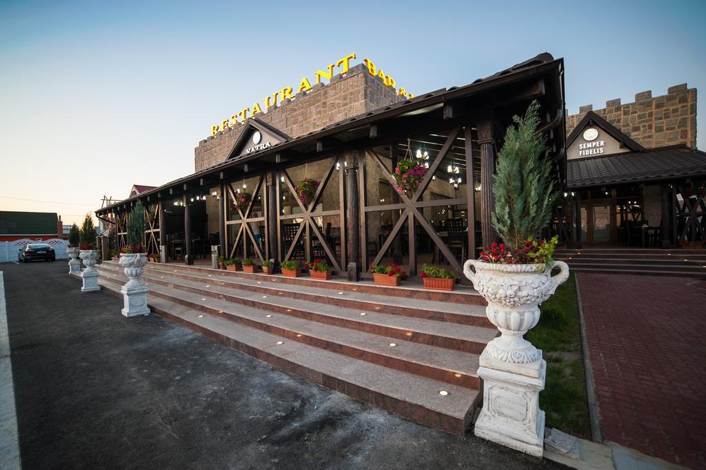 Vatra Romana Bed and Breakfast Răcarii de Jos Exterior foto